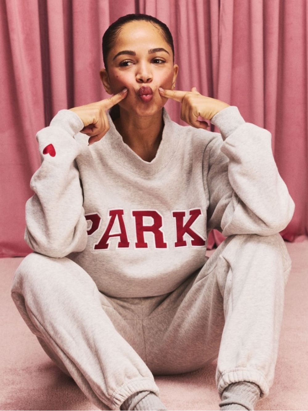 Parker Valentines Drop Classic Grey Mockneck Sweatshirt L/XL